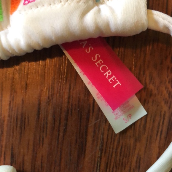 Victoria’s Secret Sz Small bikini top - Picture 3 of 10
